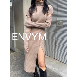 アンビー(ENVYM)のENVYM ワンピース アームウォーマーニットロングＯＰ(ロングワンピース/マキシワンピース)