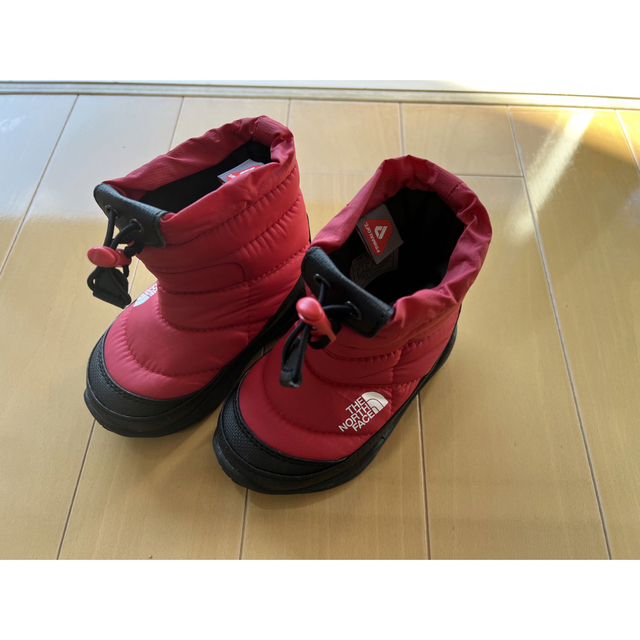 THE NORTH FACE(ザノースフェイス)のTHE NORTH FACE スノーブーツ　ベビー キッズ/ベビー/マタニティのベビー靴/シューズ(~14cm)(ブーツ)の商品写真