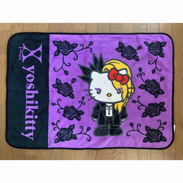 サンリオ(サンリオ)のXJAPAN YOSHIKI ハローキティ コラボブランケット エンタメ/ホビーのタレントグッズ(ミュージシャン)の商品写真