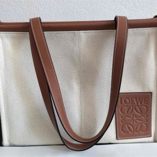 LOEWE - LOEWE ロエベ クッショントート ラージサイズ トートバッグ