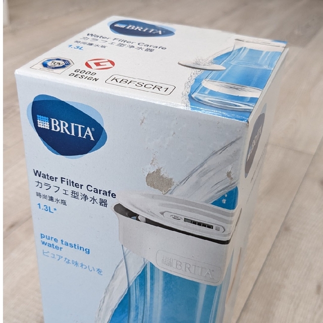 BRITA ブリタ カラフェ型浄水器 インテリア/住まい/日用品のキッチン/食器(タンブラー)の商品写真