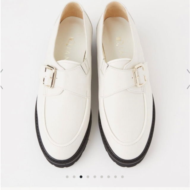 DIANA(ダイアナ)の新品・未使用　ダイアナ　23.5cm   レディースの靴/シューズ(ローファー/革靴)の商品写真