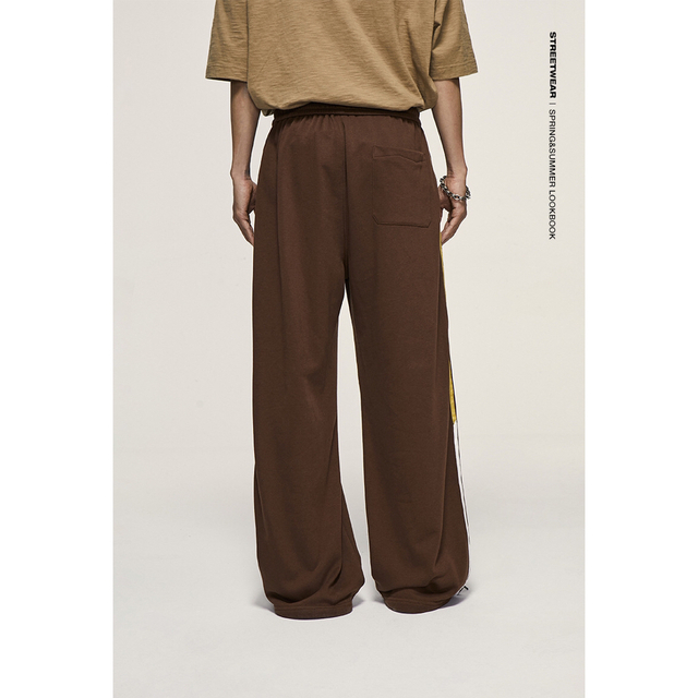 Balenciaga(バレンシアガ)のメンズファッション ワイド ジョガーパンツ 男女兼用 ストリート系　ジャージ　 メンズのパンツ(その他)の商品写真