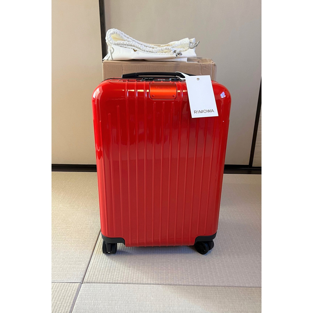 【新品未使用】RIMOWA ESSENTIAL LITE CABIN 37L