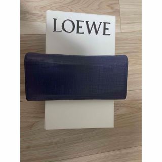 ロエベ(LOEWE)のLOEWE長財布 ネイビー(2020年購入)(長財布)