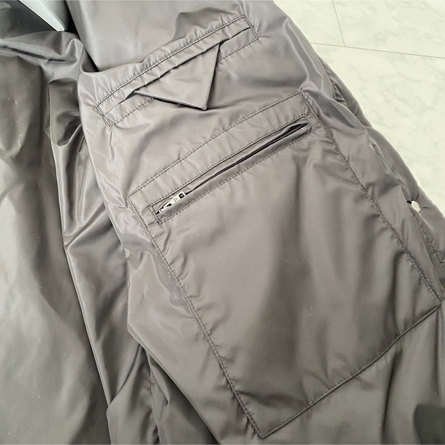 新品 PRADA キルティング Re Nylon ジャケット 36 新品 PRADA キルティング Re Nylon ジャケット 36
