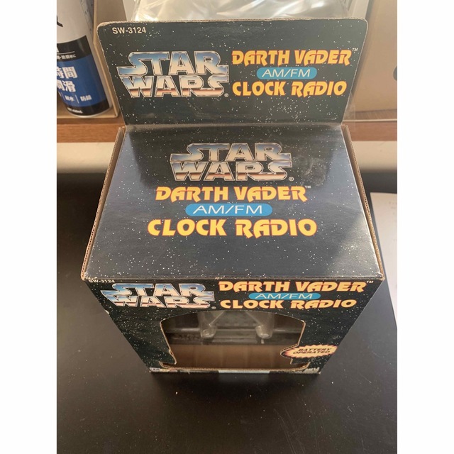 ダースベイダー クロックラジオ DARTH VADER CLOCK RADIO スマホ/家電/カメラのオーディオ機器(ラジオ)の商品写真