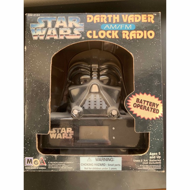 ダースベイダー クロックラジオ DARTH VADER CLOCK RADIO スマホ/家電/カメラのオーディオ機器(ラジオ)の商品写真