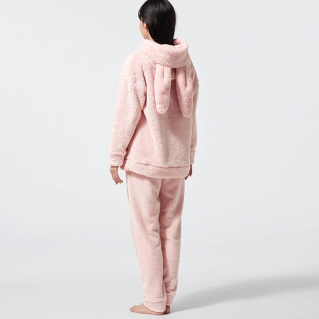 GU(ジーユー)のGU マシュマロフィール ラウンジセット 3XL うさぎ うさ みみ もこもこ レディースのルームウェア/パジャマ(ルームウェア)の商品写真