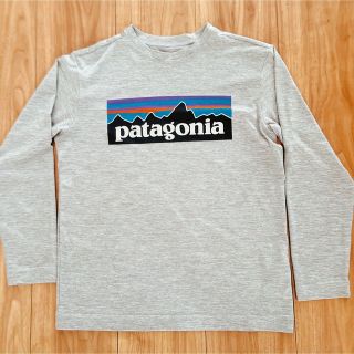 パタゴニア(patagonia)のパタゴニア　ロングTシャツ　BOYS M(10) グレー(Tシャツ/カットソー)