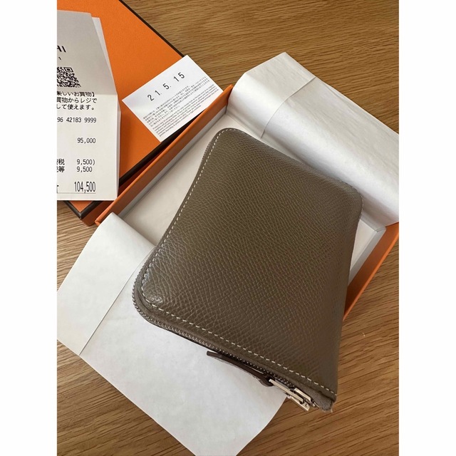 人気商品】 Hermes エルメス シルクインコンパクト エトゥープ 財布