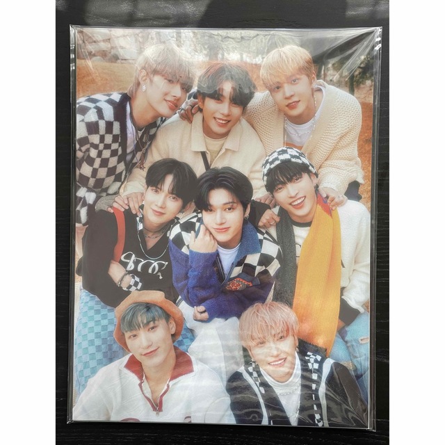 ATEEZ(エイティーズ)のATEEZ フォトブック エンタメ/ホビーのCD(K-POP/アジア)の商品写真