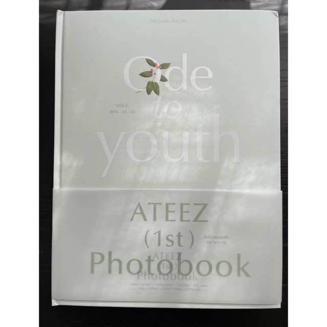 ATEEZ(エイティーズ)のATEEZ フォトブック エンタメ/ホビーのCD(K-POP/アジア)の商品写真