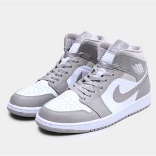 ジョーダン(Jordan Brand（NIKE）)のNike Air Jordan 1 Mid "Linen"(スニーカー)