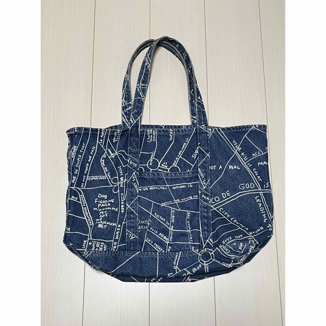 Gonz Map Denim Tote

ブラック