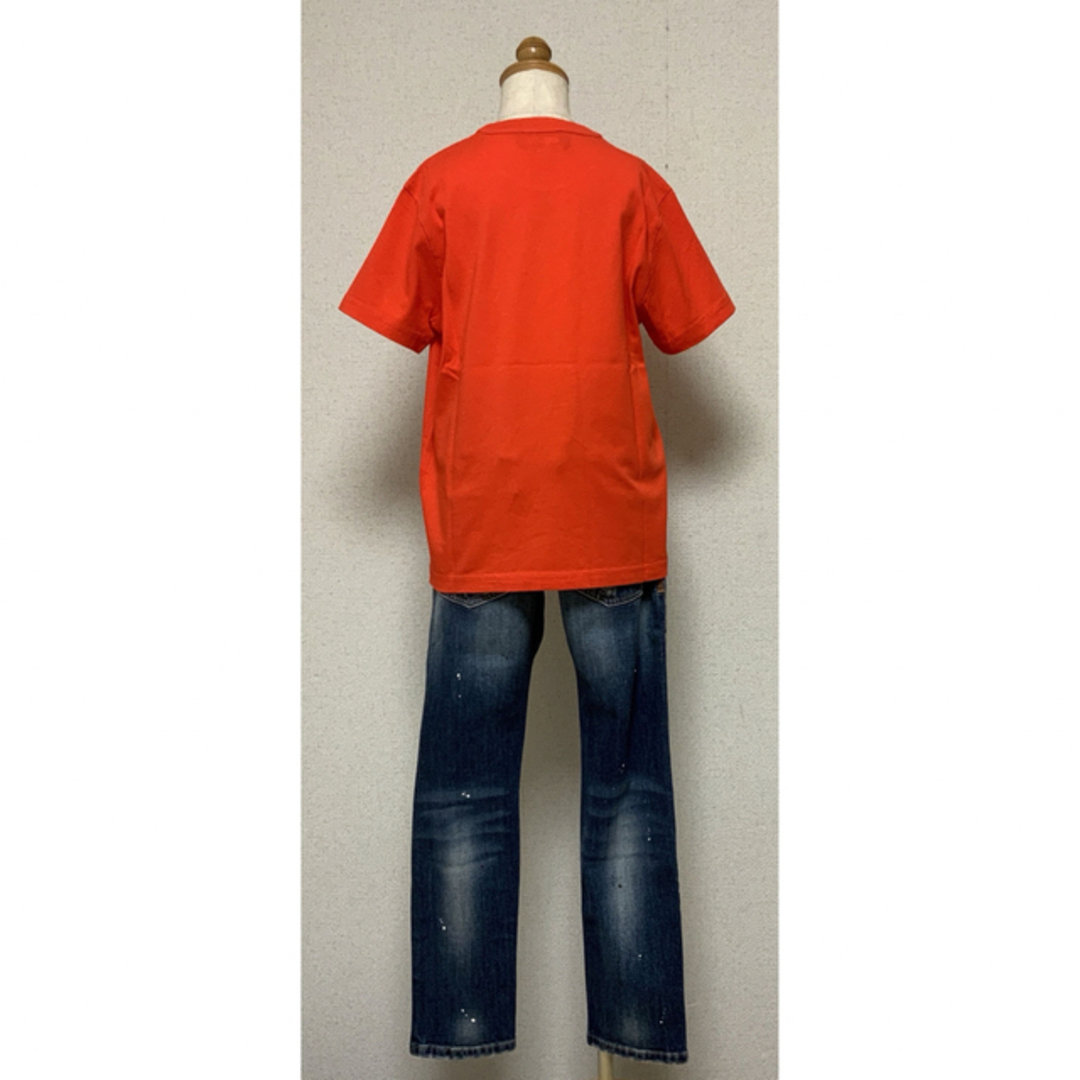 DSQUARED2(ディースクエアード)の洗練されたデザイン　DSQUARED2　D2KIDS　Tシャツ　レッド　8Y キッズ/ベビー/マタニティのキッズ服男の子用(90cm~)(Tシャツ/カットソー)の商品写真
