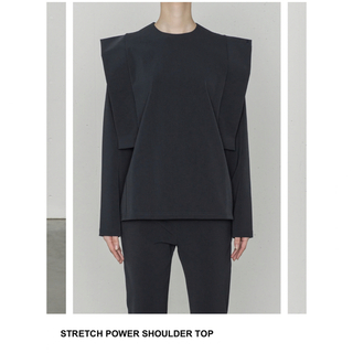 ハイク(HYKE)のハイク　STRETCH POWER SHOULDER TOP 新品(シャツ/ブラウス(長袖/七分))