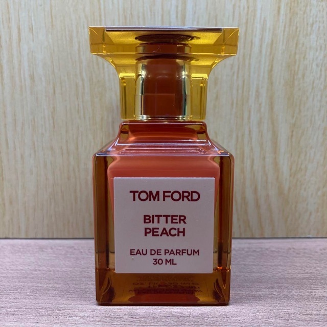 新品同様】国内正規品 30ml トムフォード ビター ピーチ