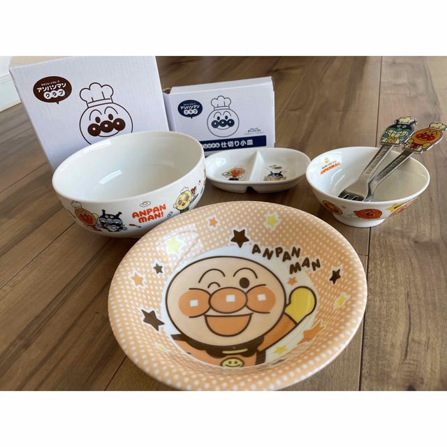 アンパンマン 食器セット　ラーメン　小皿　茶碗　カレー皿　フォーク　スプーン | フリマアプリ ラクマ