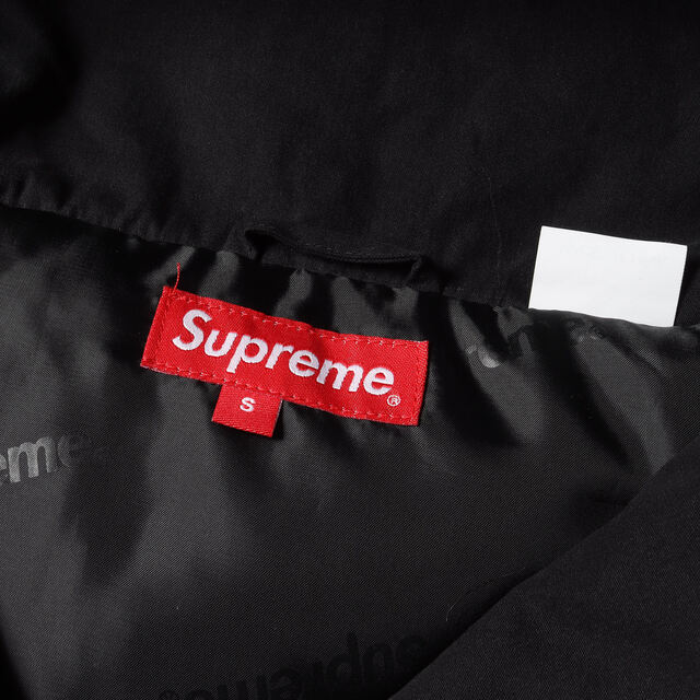 Supreme(シュプリーム)のSupreme シュプリーム ジャケット フード付き プルオーバー ダウンジャケット Hooded Down Pullover 22SS ブラック 黒 S アウター ブルゾン 【メンズ】【中古】【美品】 メンズのジャケット/アウター(ダウンジャケット)の商品写真