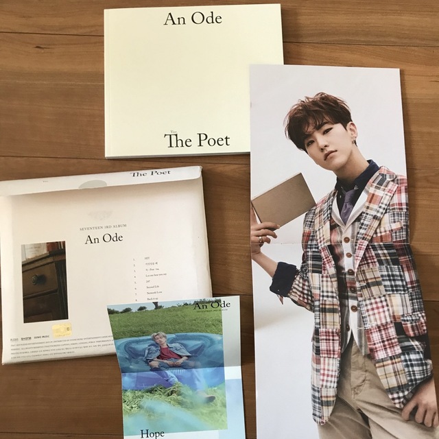 「An Ode」The Poet バージョン エンタメ/ホビーのCD(K-POP/アジア)の商品写真