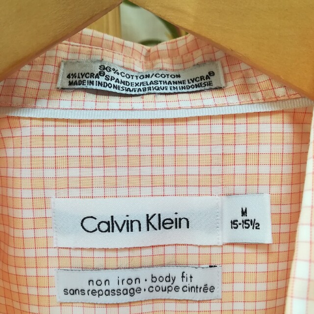 Calvin Klein(カルバンクライン)の✨Calvin Klein(カルバンクライン)アプリコット系色の長袖シャツM メンズのトップス(シャツ)の商品写真