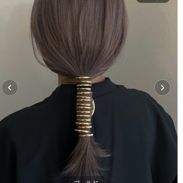 デザインヘアクリップ　ゴールド レディースのヘアアクセサリー(バレッタ/ヘアクリップ)の商品写真