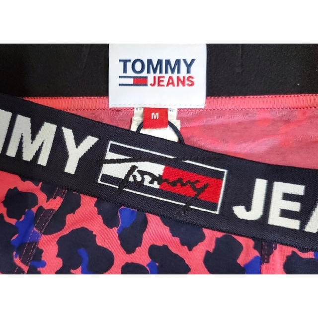 TOMMY HILFIGER(トミーヒルフィガー)のトミーヒルフィガー　新品　メンズ　ボクサーパンツ(レオパード/ピンクM) メンズのアンダーウェア(ボクサーパンツ)の商品写真