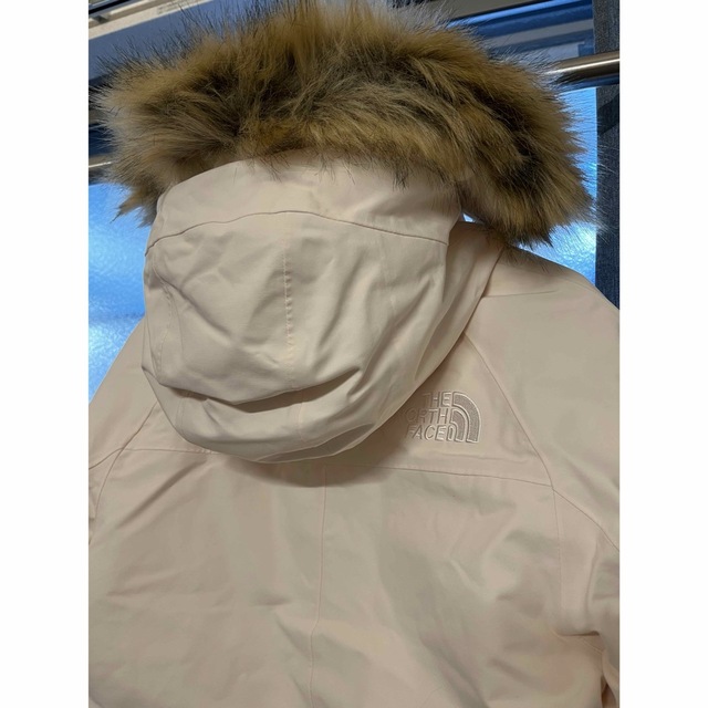 THE NORTH FACE(ザノースフェイス)の新品　ノースフェイス　OUTERBOROUGHS PARKA DRYVENT  レディースのジャケット/アウター(ダウンコート)の商品写真