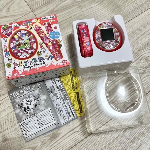 BANDAI(バンダイ)のたまごっちみーつ サンリオキャラクターズDXセット エンタメ/ホビーのゲームソフト/ゲーム機本体(その他)の商品写真