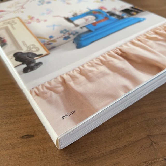 クリエイタ－・アトリエで見つけたパリ流手作り生活 エンタメ/ホビーの本(住まい/暮らし/子育て)の商品写真