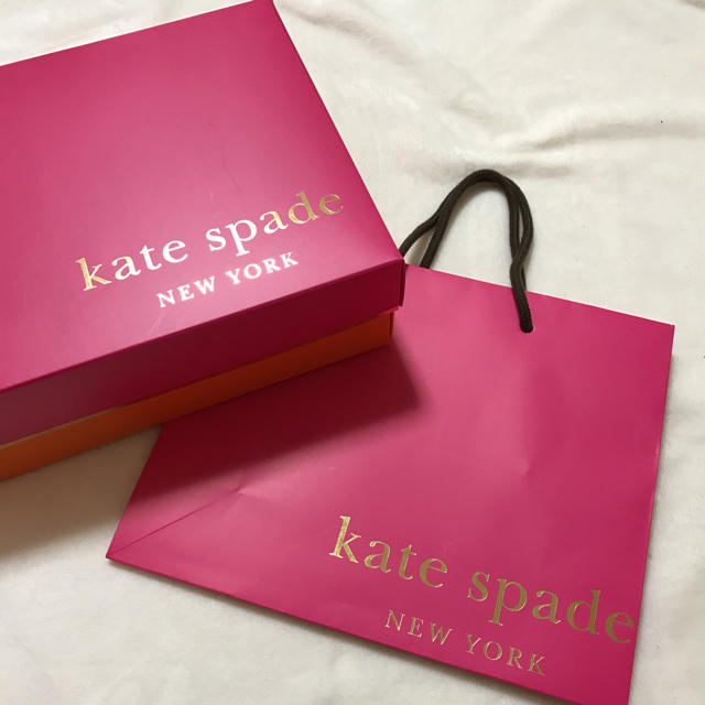 kate spade new york(ケイトスペードニューヨーク)のケイトスペイド  ギフトボックス ショップ袋 レディースのバッグ(ショップ袋)の商品写真