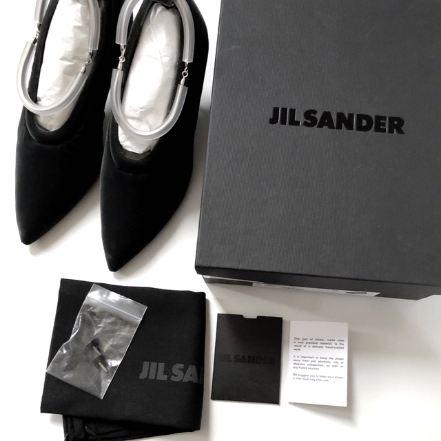 Jil Sander(ジルサンダー)の新品/38 JIL SANDER ジルサンダー ベロア アンクレット パンプス レディースの靴/シューズ(ハイヒール/パンプス)の商品写真