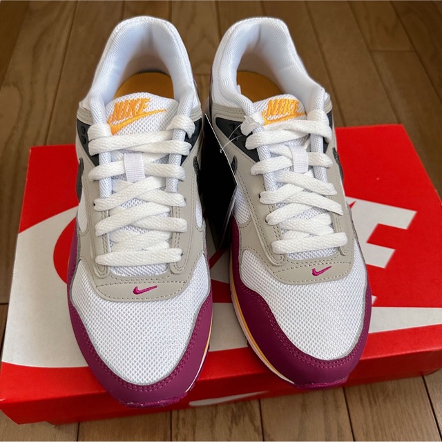 最大72%オフ! 新品 NIKE ナイキ エアマックス コレレイト 23.5