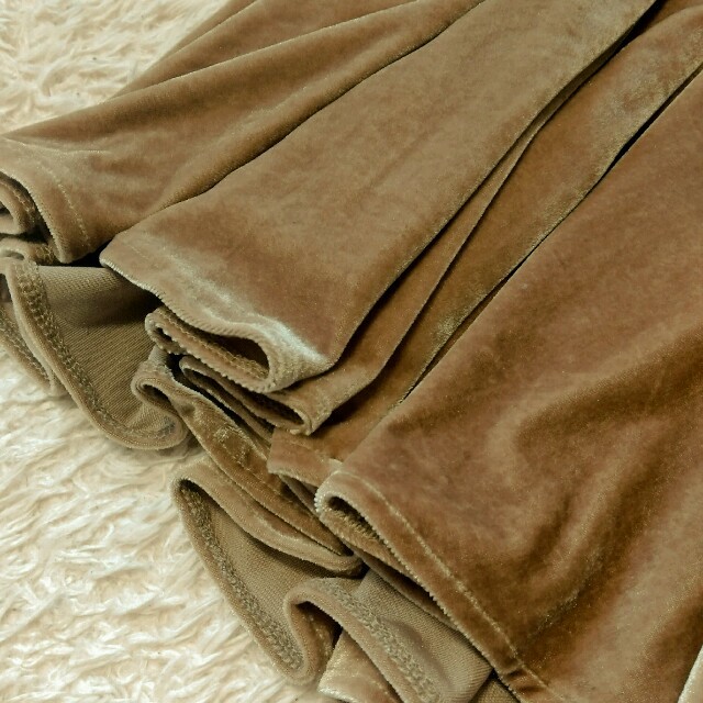 RETRO GIRL(レトロガール)のレトロガール♪ベロア生地のミニスカート♪ レディースのスカート(ミニスカート)の商品写真