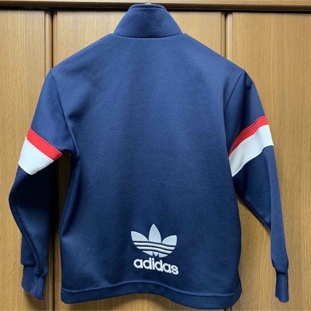 adidas(アディダス)の⭐︎再値下げ⭐︎adidas  キッズ　ジャージ上 キッズ/ベビー/マタニティのキッズ服男の子用(90cm~)(その他)の商品写真