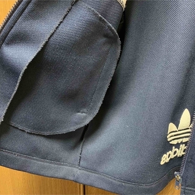 adidas(アディダス)の⭐︎再値下げ⭐︎adidas  キッズ　ジャージ上 キッズ/ベビー/マタニティのキッズ服男の子用(90cm~)(その他)の商品写真