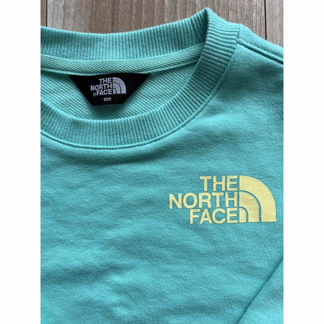 THE NORTH FACE(ザノースフェイス)のノースフェイス キッズ トレーナー ミント キッズ/ベビー/マタニティのキッズ服男の子用(90cm~)(Tシャツ/カットソー)の商品写真