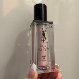 イヴサンローランボーテ(Yves Saint Laurent Beaute)のイヴ・サンローラン　美容液(美容液)