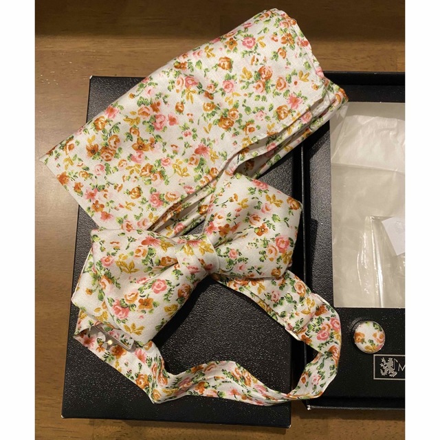 アクアグラッツェ　カフスボタン　蝶ネクタイ メンズのファッション小物(ネクタイ)の商品写真