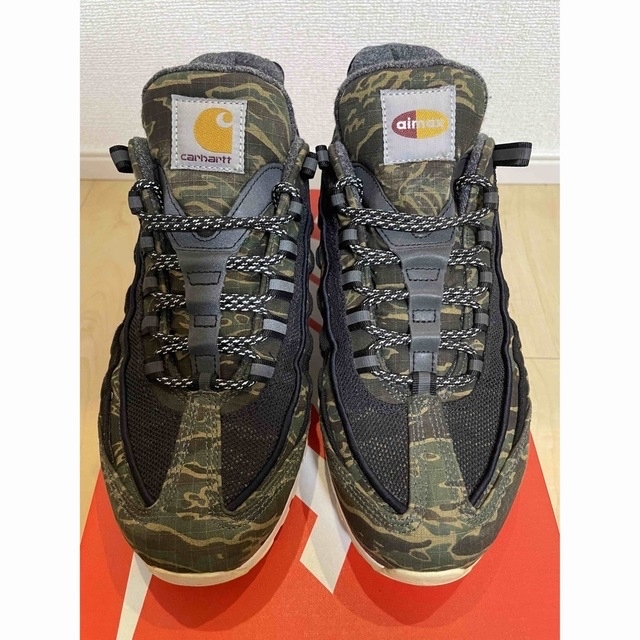 carhartt(カーハート)のCarharte WIP × Nike Air Max 95 カーハート　ナイキ メンズの靴/シューズ(スニーカー)の商品写真