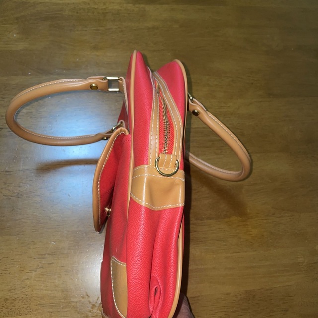 Trussardi(トラサルディ)のトラサルデハンドバック レディースのバッグ(ハンドバッグ)の商品写真