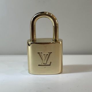 ルイヴィトン(LOUIS VUITTON)のLOUIS VUITTON  南京錠 NO.312(キーホルダー)