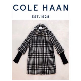 コールハーン(Cole Haan)の美品 COLE HAAN ホワイト ブラック 千鳥格子柄 ウィンターコート S(ロングコート)