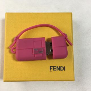 フェンディ(FENDI)の専用です。(PC周辺機器)