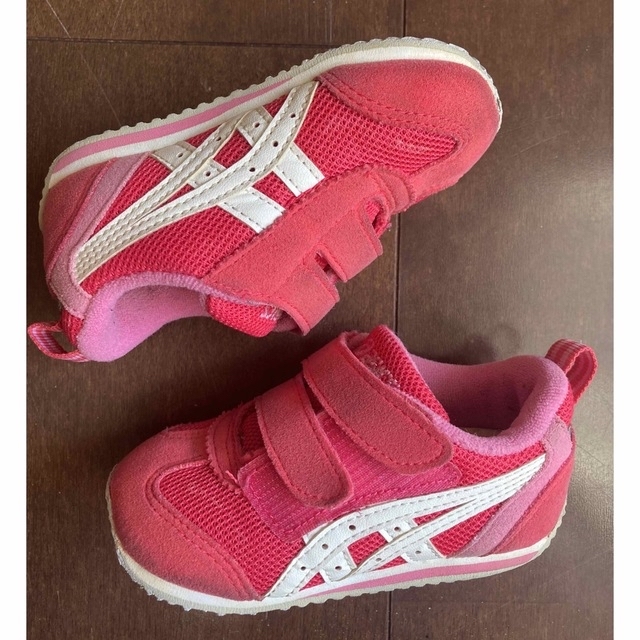 asics(アシックス)のTUB165 ASICS 13.0 13cm キッズ/ベビー/マタニティのベビー靴/シューズ(~14cm)(スニーカー)の商品写真