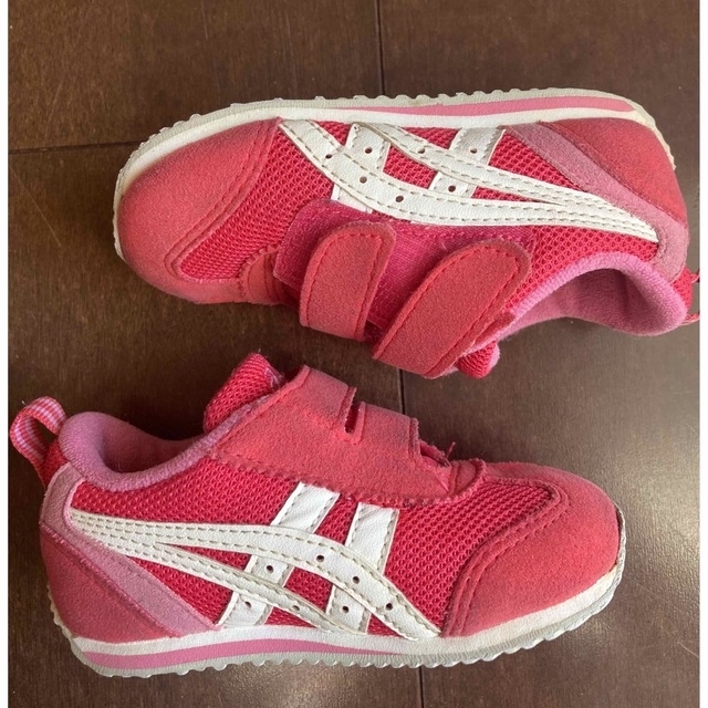 asics(アシックス)のTUB165 ASICS 13.0 13cm キッズ/ベビー/マタニティのベビー靴/シューズ(~14cm)(スニーカー)の商品写真