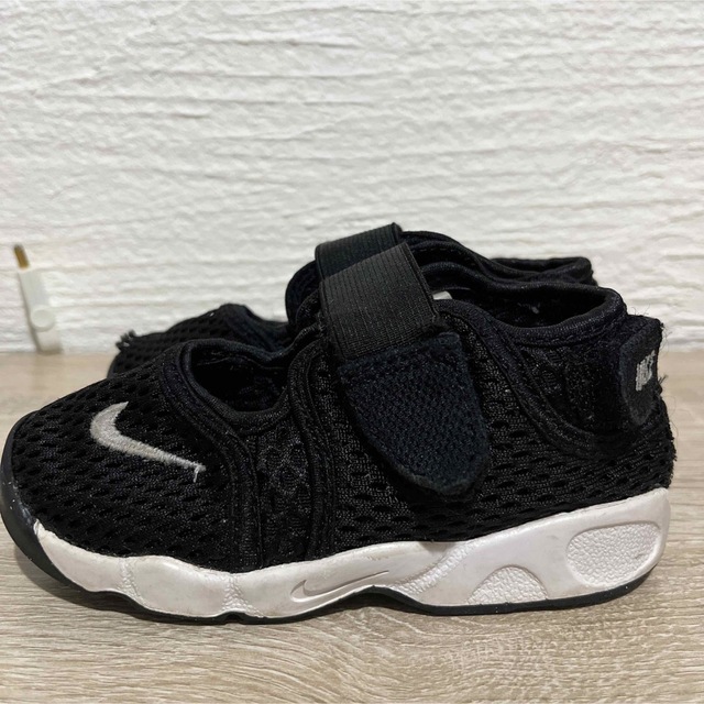 NIKE(ナイキ)のナイキ スニーカー 14cm キッズ/ベビー/マタニティのベビー靴/シューズ(~14cm)(スニーカー)の商品写真