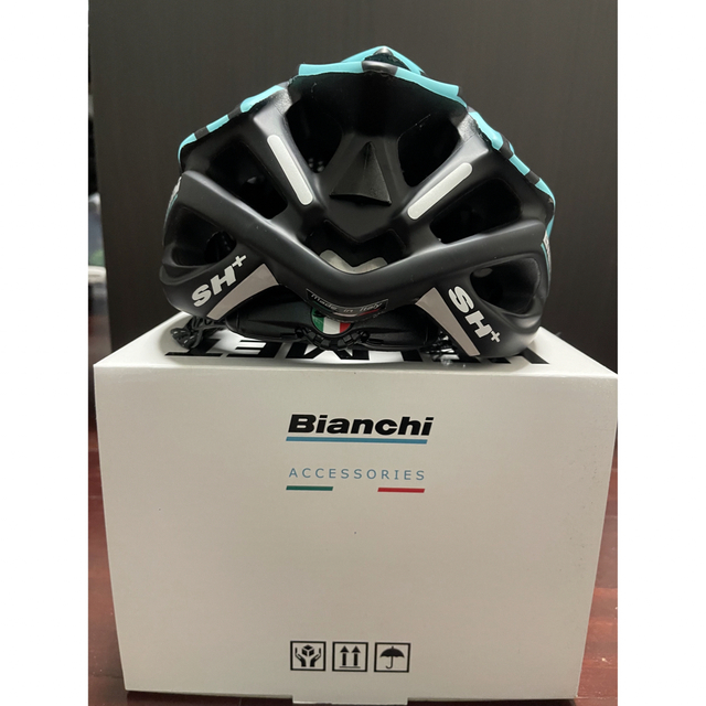 Bianchi(ビアンキ)の新品 ビアンキ ヘルメット ロードバイク サイクリング チェレステ シャブリ2 自動車/バイクのバイク(ヘルメット/シールド)の商品写真