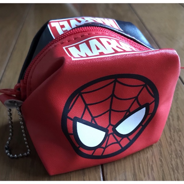 MARVEL(マーベル)のMARVEL ポーチ　小銭入れ ハンドメイドのファッション小物(財布)の商品写真